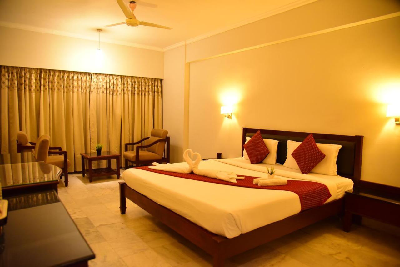 The Bhimas Residency Hotels Tirupati Eksteriør bilde
